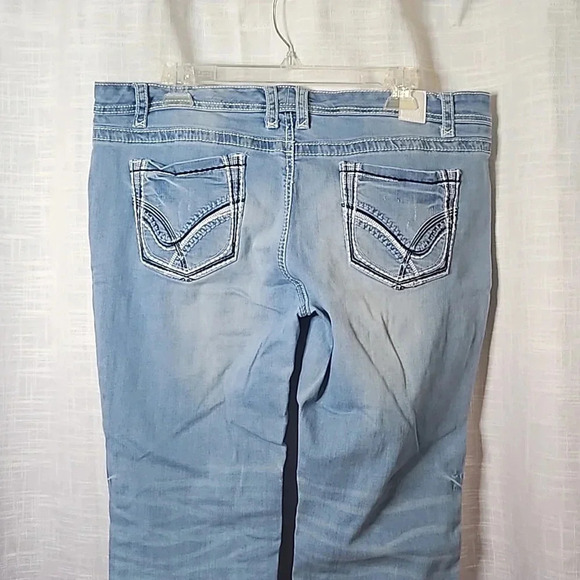 MAURICES JEANS - Picture 4 of 6